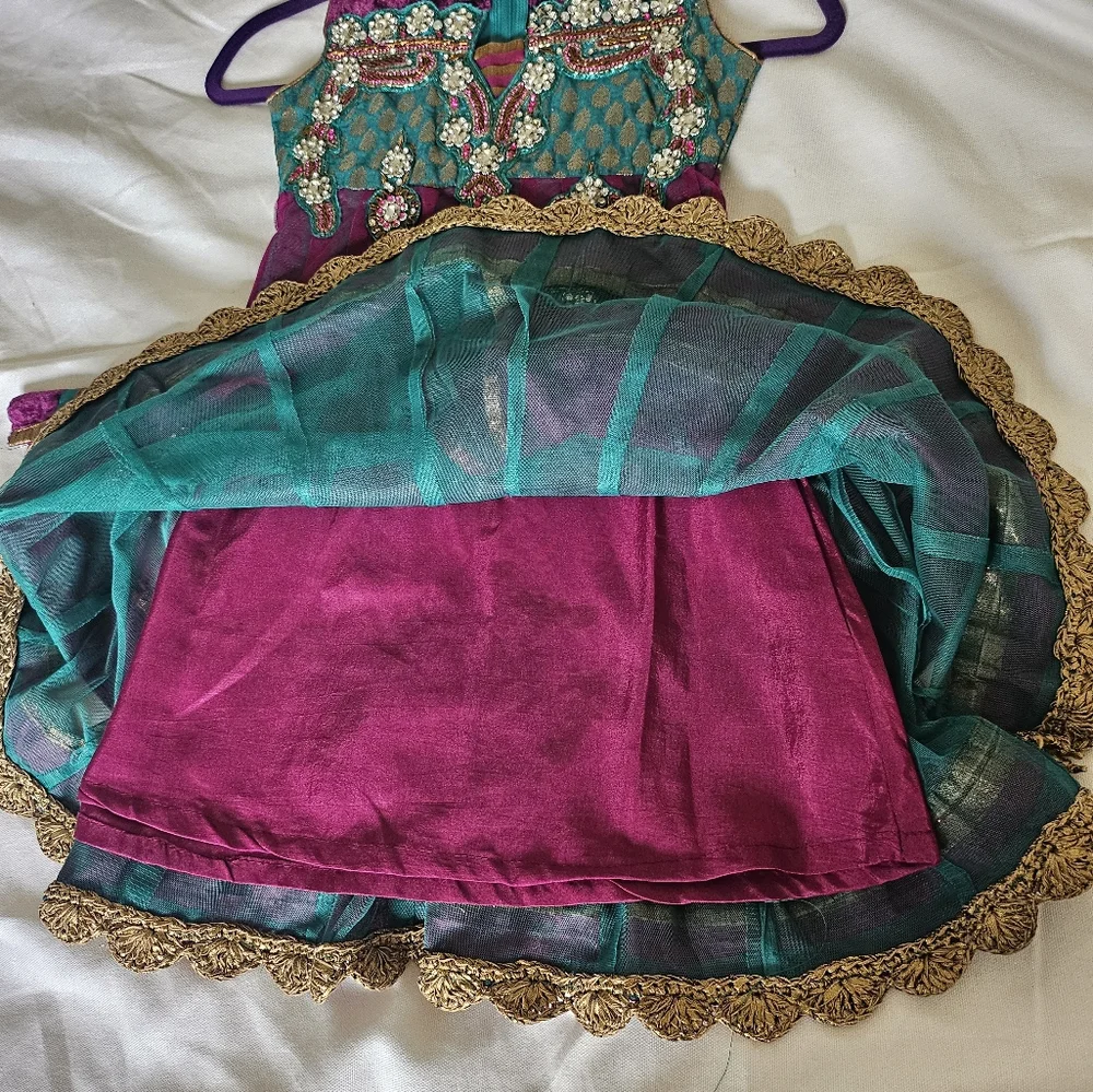 Girls Indian Jewel Toned Dress, India Size 24